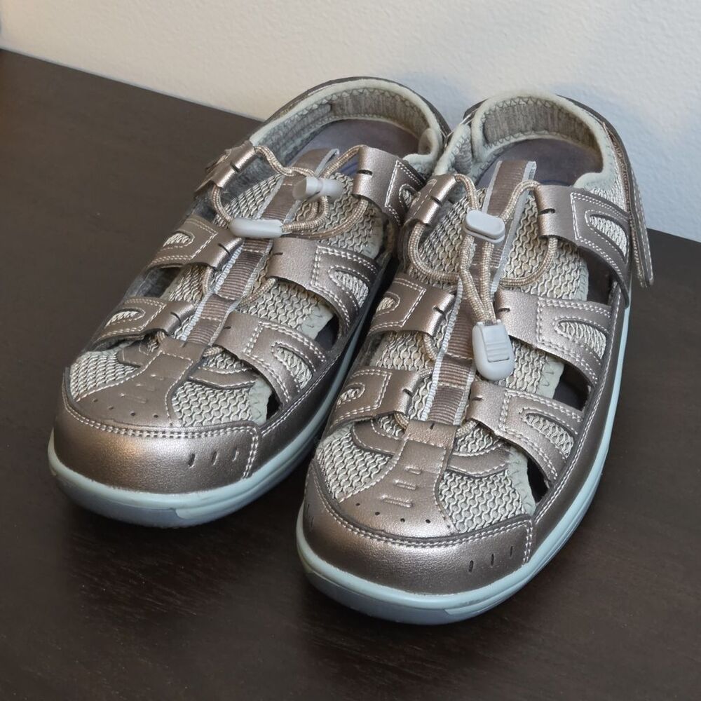 Orthofeet 997 Women’s Gray Strappy Sandals Adjustable Hook & Loop 8.5 D